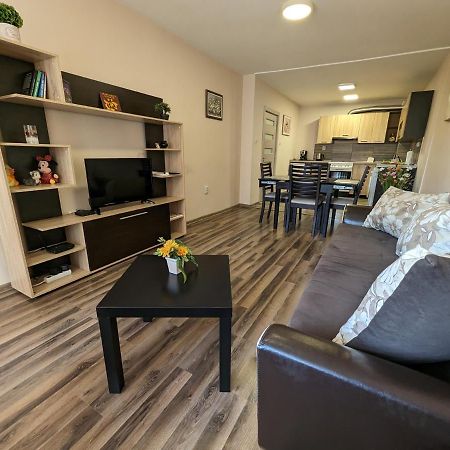 Emalena Apartment Varna Eksteriør bilde