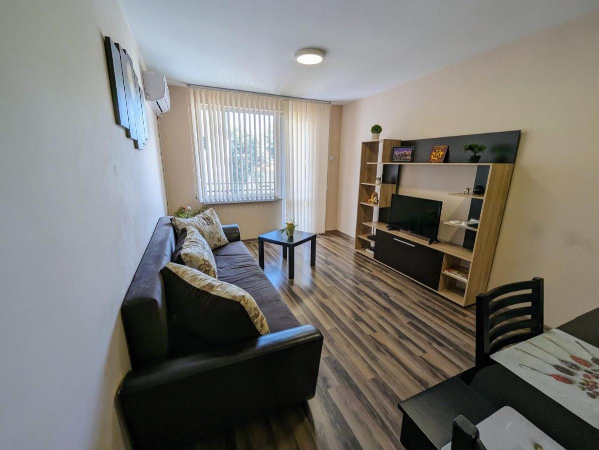Emalena Apartment Varna Eksteriør bilde