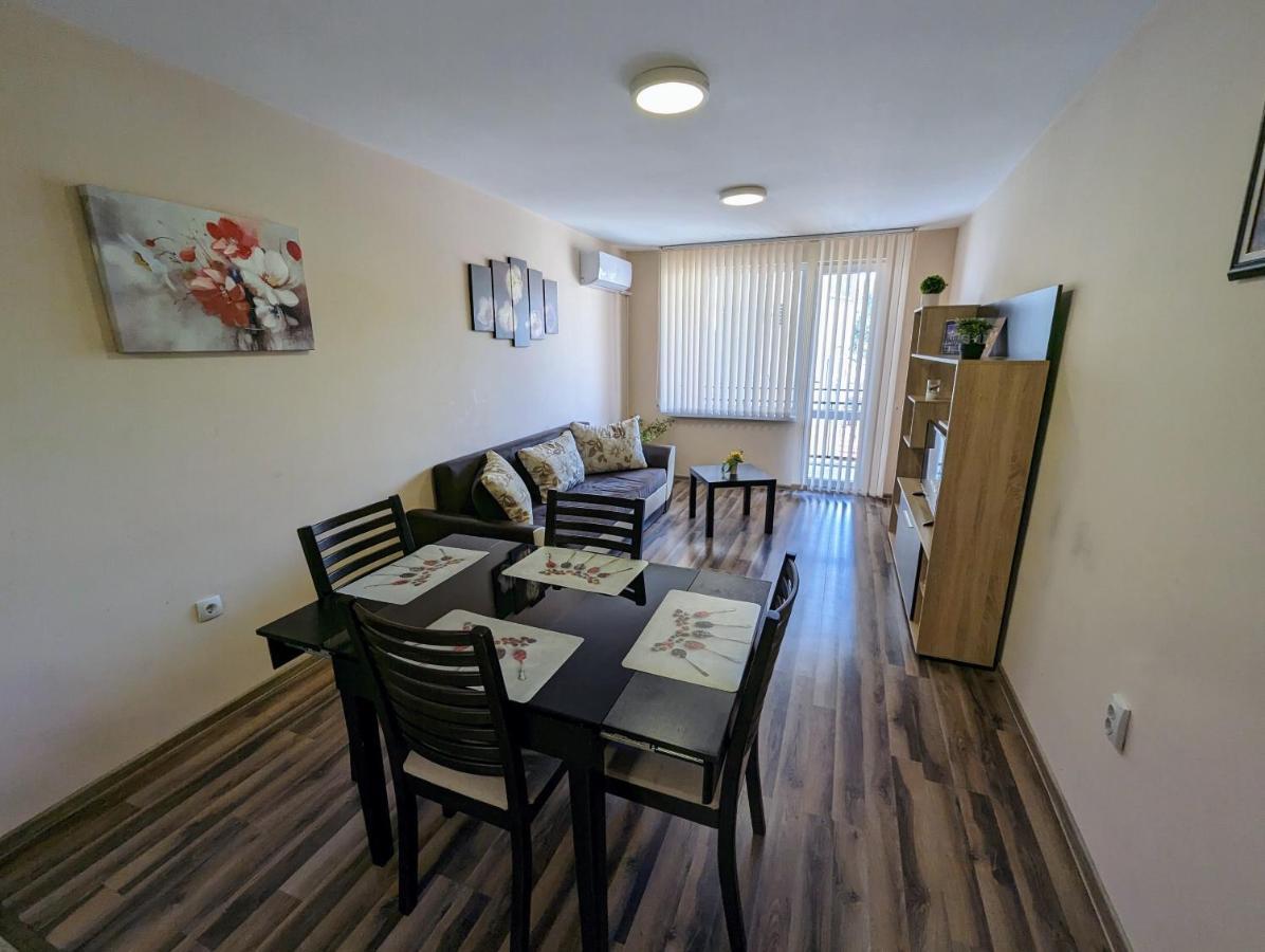 Emalena Apartment Varna Eksteriør bilde