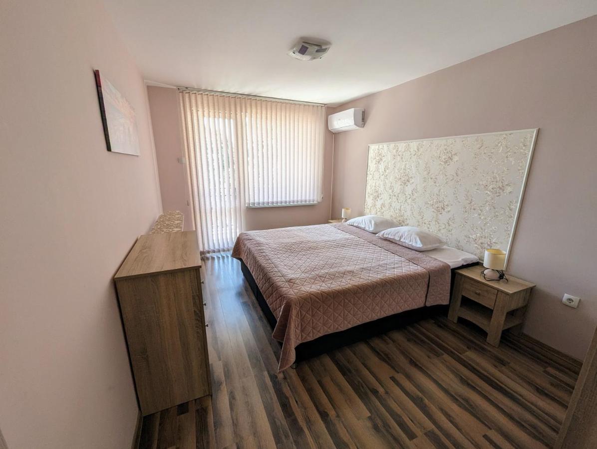 Emalena Apartment Varna Eksteriør bilde